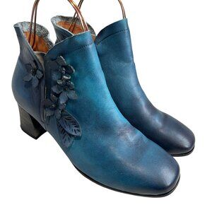 L'artiste boots Loralie booties blue leather flower embellishment 42 10.5 11